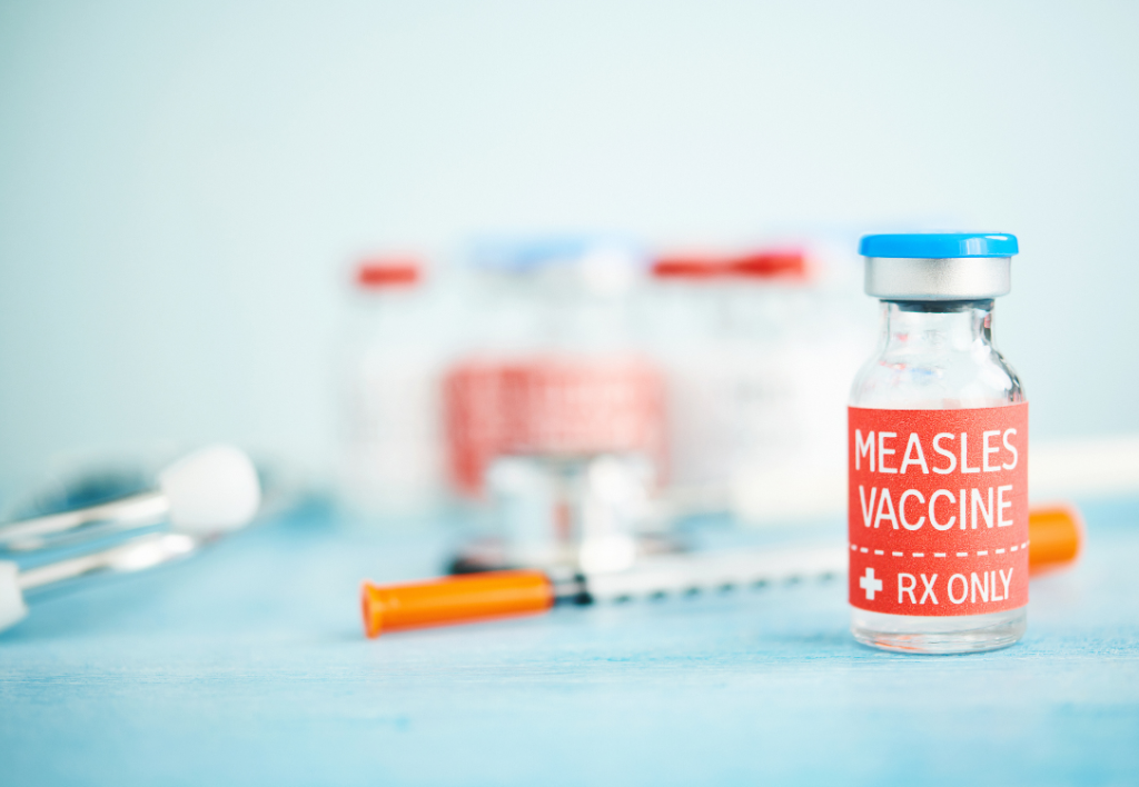 Кампанія з “наздоганяючої” вакцинації проти кору в Україні: проміжні результати
